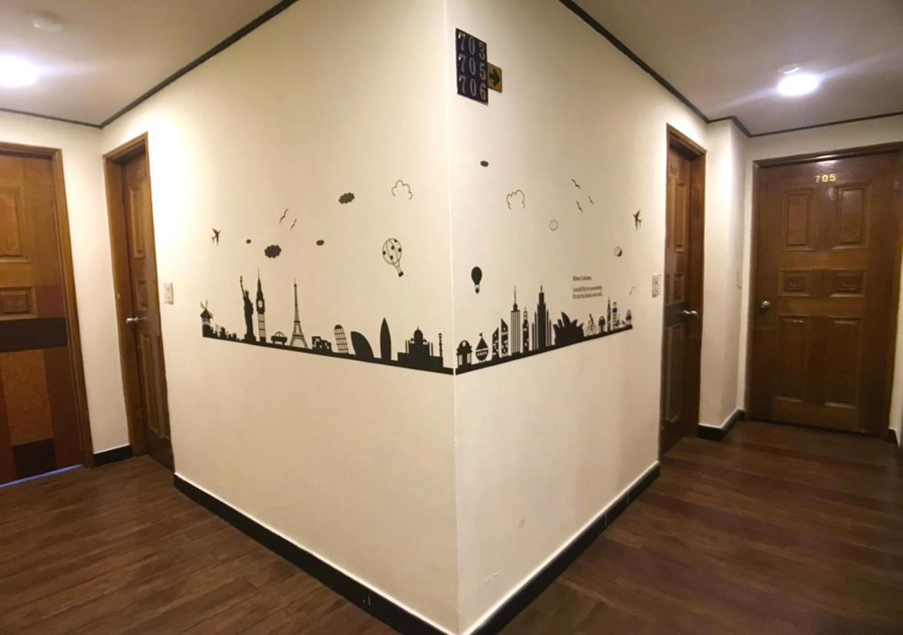Huang Kai Hotel Тайчжун Экстерьер фото